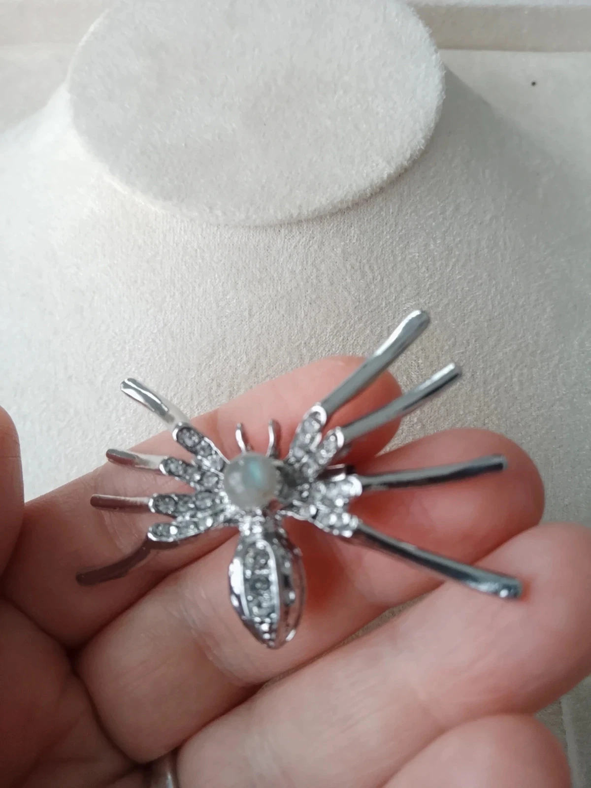 Silver spider brooch with labradorite stone – photo 2